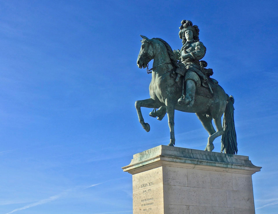 Statue en bronze de Louis XIV à cheval